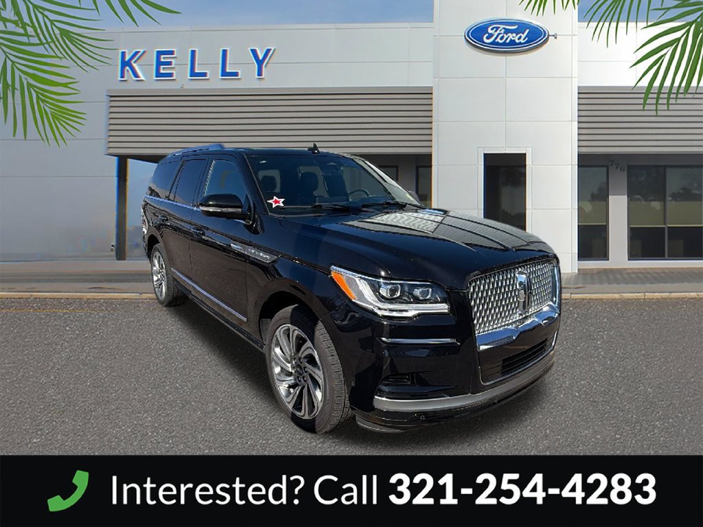Used 2023 Lincoln Navigator Reserve RWD image 7