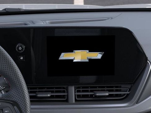Used 2026 Chevrolet Trax RS w/ Driver Confidence Package FWD image 44