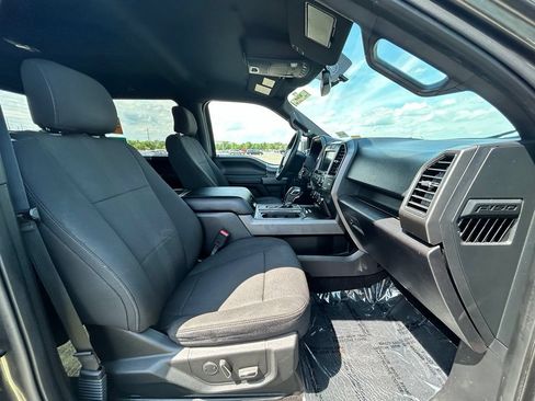 Used 2017 Ford F150 XLT w/ Equipment Group 302A Luxury AWD/4WD image 13