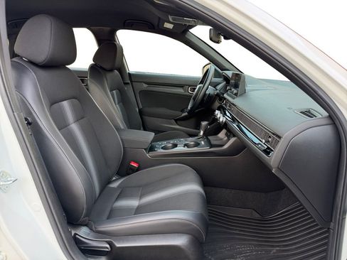 Used 2023 Honda Civic Sport image 18