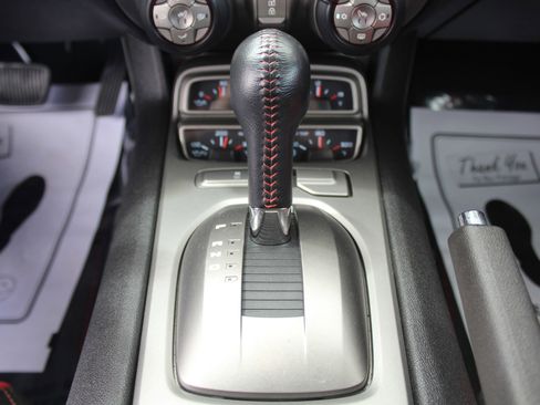 Used 2011 Chevrolet Camaro SS RWD image 11