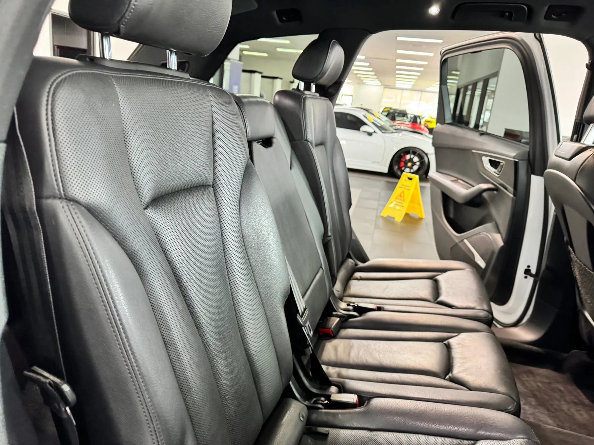 Used 2017 Audi Q7 3.0T Prestige AWD/4WD image 16