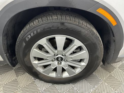 Used 2025 Hyundai Palisade SEL FWD image 13