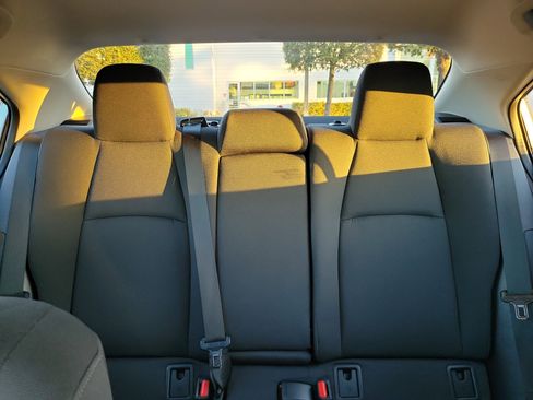 Used 2025 Toyota Corolla LE w/ Convenience Package image 21