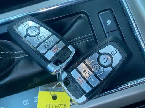 Used 2019 Ford F150 Lariat w/ Equipment Group 502A Luxury image 33