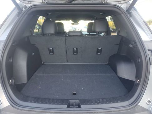 Used 2025 Chevrolet Equinox LT w/ Convenience Package II image 14