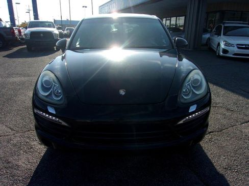 Used 2012 Porsche Cayenne image 3