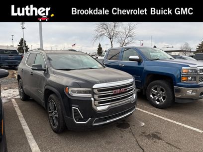 Used 2023 GMC Acadia SLT w/ Technology Package