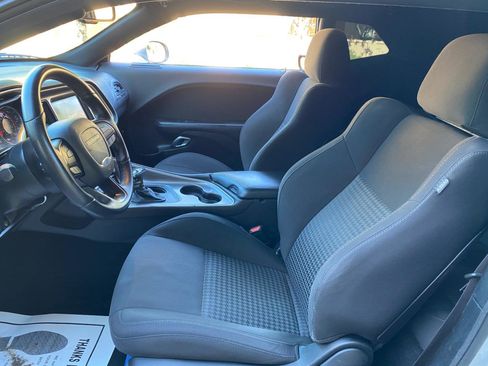 Used 2019 Dodge Challenger R/T image 34