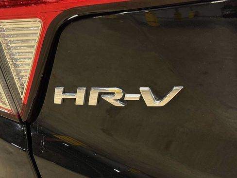 Used 2020 Honda HR-V Touring image 26