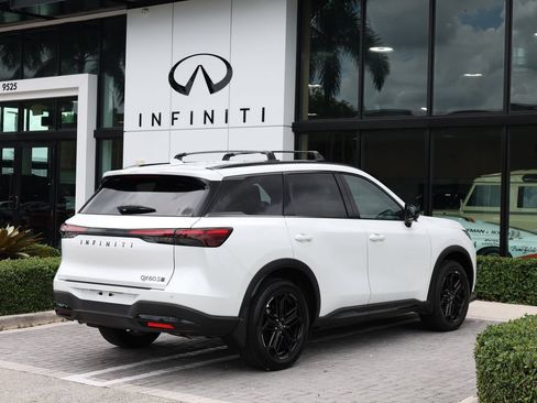 Certified 2026 INFINITI QX60 Sport w/ Dark Cargo Package AWD/4WD image 4