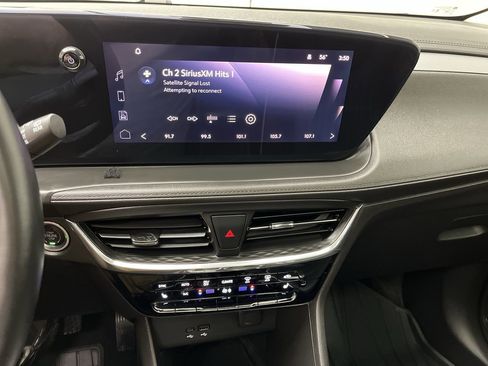 Certified 2025 Buick Encore GX Avenir w/ Avenir Technology Package AWD/4WD image 18