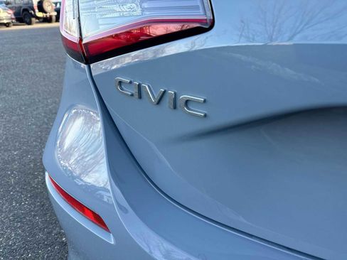 Used 2022 Honda Civic Sport image 18