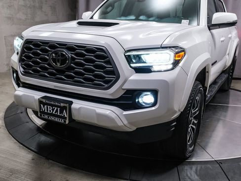Used 2023 Toyota Tacoma TRD Sport RWD image 11