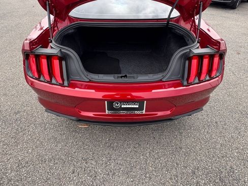 Certified 2019 Ford Mustang Coupe image 13