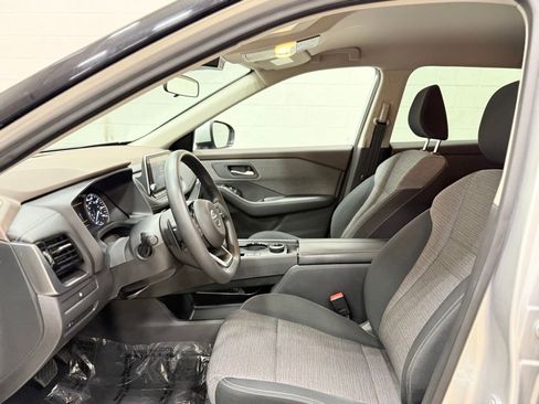 Used 2021 Nissan Rogue SV AWD/4WD image 22