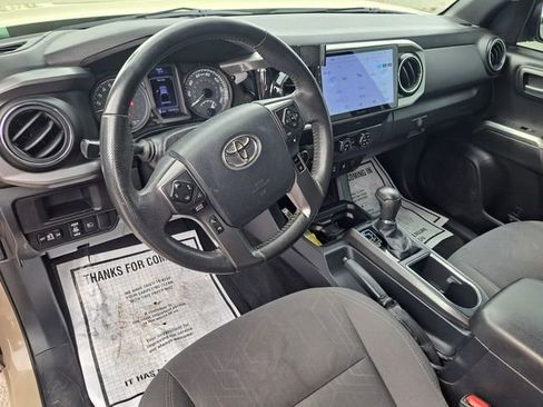 Used 2019 Toyota Tacoma TRD Off-Road image 13