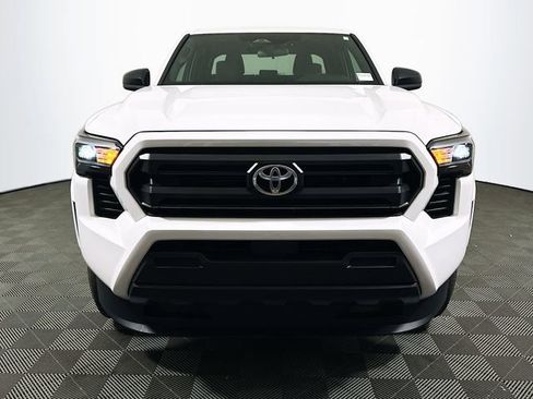 Used 2024 Toyota Tacoma SR image 3