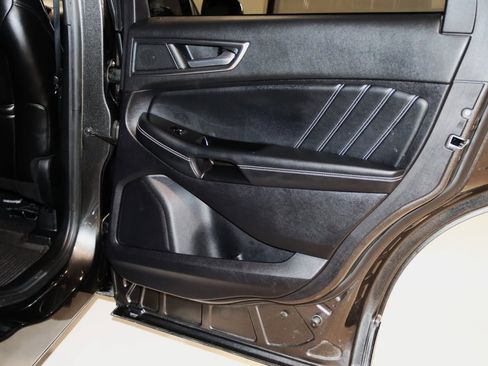 Used 2019 Ford Edge ST w/ Cold Weather Package image 61