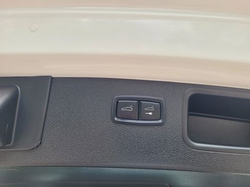 Used 2015 Porsche Macan S image 15