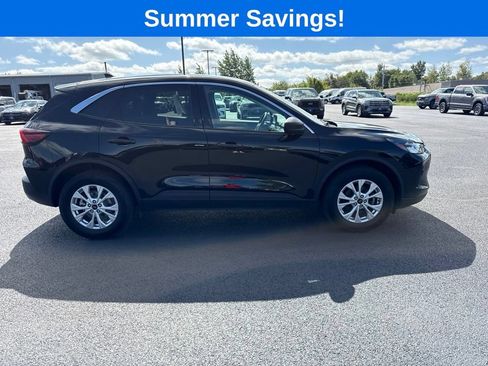 Certified 2023 Ford Escape Active AWD/4WD image 9