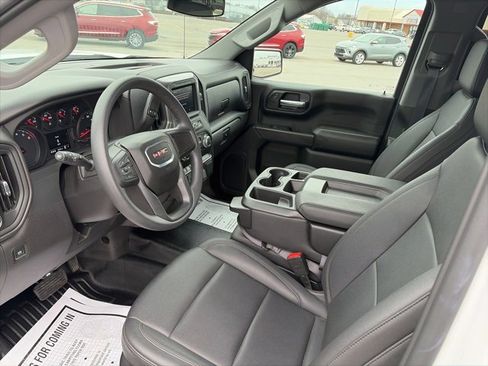 Used 2024 GMC Sierra 1500 Pro w/ Pro Value Package image 16