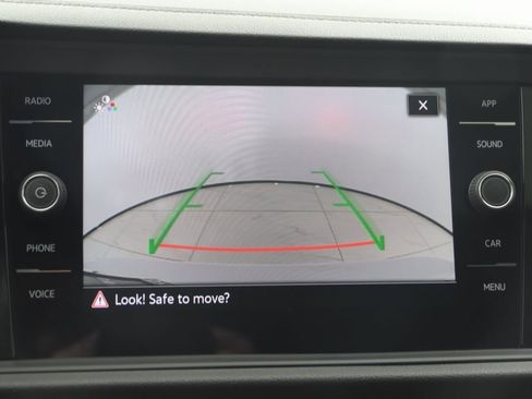 Used 2024 Volkswagen Jetta GLI Autobahn image 10