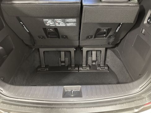 New 2026 Kia Carnival SX Prestige image 32