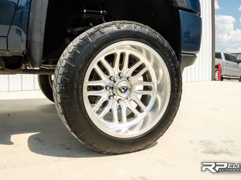 Used 2020 GMC Sierra 2500 Denali w/ Denali Ultimate Package image 13