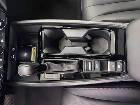 Used 2025 Honda Accord EX-L image 32