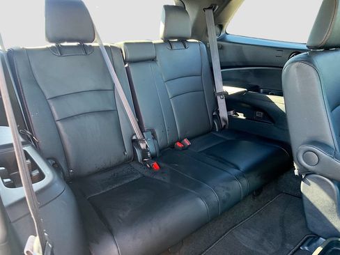 Used 2022 Honda Pilot Black Edition image 29
