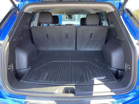 Used 2024 Chevrolet Blazer LT w/ Convenience Package FWD image 36