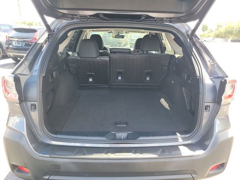 Used 2024 Subaru Outback Onyx Edition w/ Popular Package #2 AWD/4WD image 8