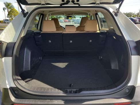 Certified 2022 Toyota RAV4 LE image 12