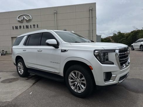 Used 2022 GMC Yukon SLT w/ SLT Premium Package RWD image 3