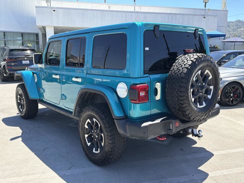 Used 2024 Jeep Wrangler Unlimited Rubicon AWD/4WD image 3