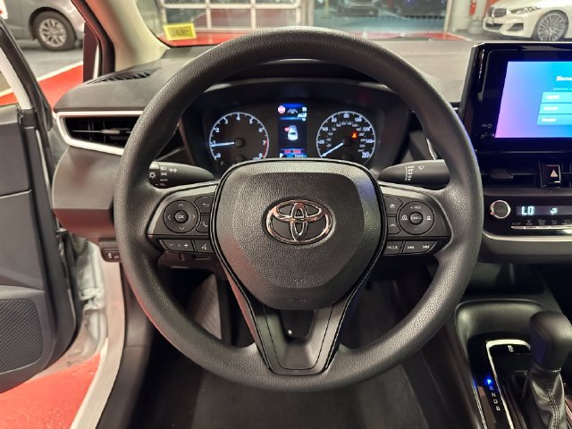 Certified 2024 Toyota Corolla LE w/ LE Convenience Package FWD image 18