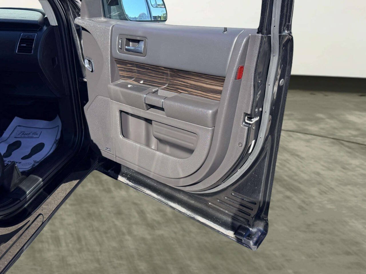 Used 2013 Ford Flex SEL FWD image 33