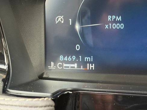 Used 2025 Lincoln Corsair FWD image 24