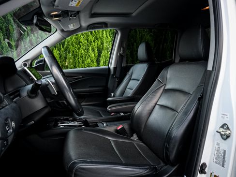 Used 2020 Honda Ridgeline RTL-E image 7