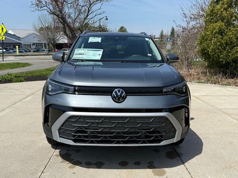 New 2026 Volkswagen Taos SE AWD/4WD image 3