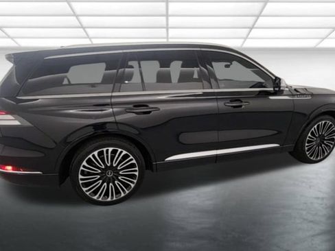 Used 2020 Lincoln Aviator Black Label w/ Dynamic Handling Package image 8