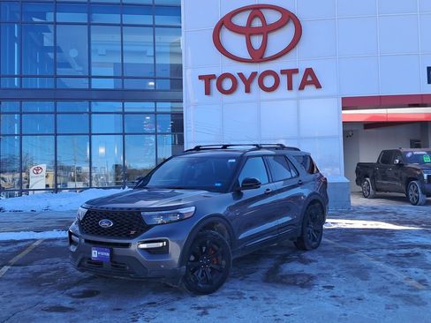 Used 2022 Ford Explorer ST w/ Equipment Group 401A image 1