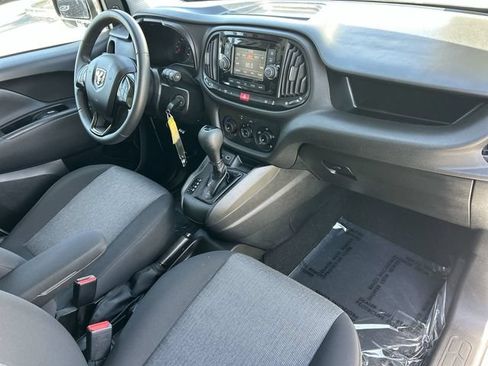 Used 2022 RAM ProMaster City Tradesman FWD image 13