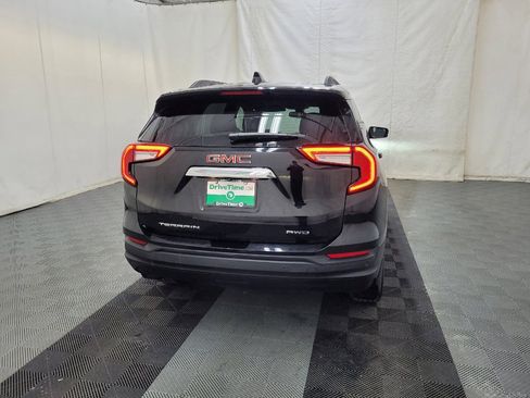 Used 2022 GMC Terrain SLE w/ Driver Convenience Package AWD/4WD image 7