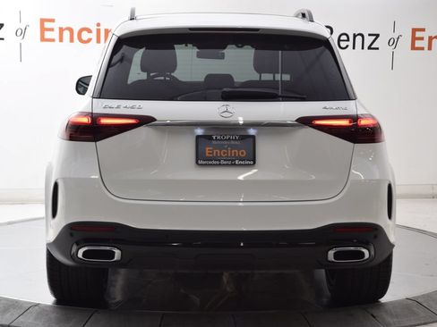 Certified 2025 Mercedes-Benz GLE 450 4MATIC image 5