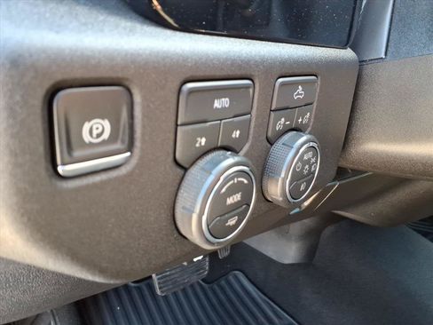 Used 2026 Chevrolet Silverado 1500 RST AWD/4WD image 21