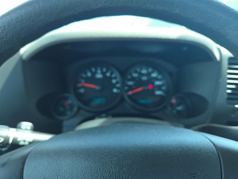 Used 2012 Chevrolet Silverado 1500 W/T image 10