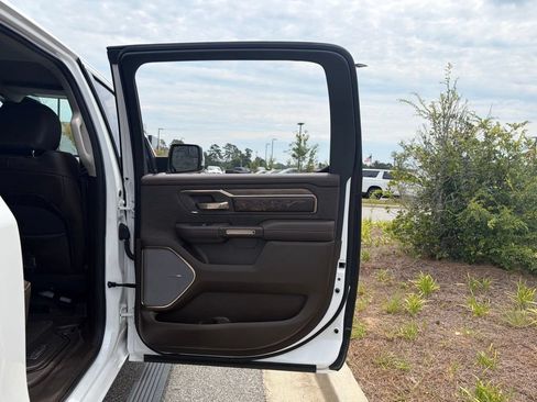 Used 2025 RAM 1500 Limited w/ Trailer Tow Group AWD/4WD image 56