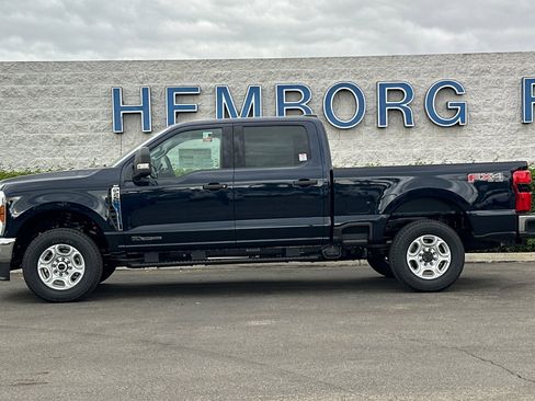 New 2025 Ford F250 XLT w/ 360-Degree Camera Package image 7